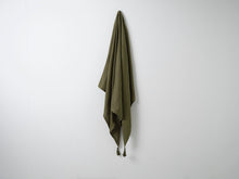 Throw 03, Green