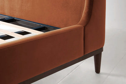 Bed 02 Double Bed, Umber