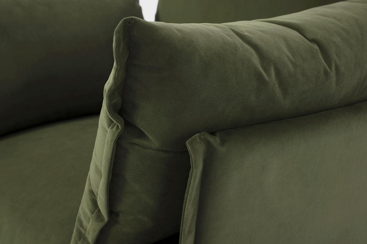 Model 06 Armchair, Vine