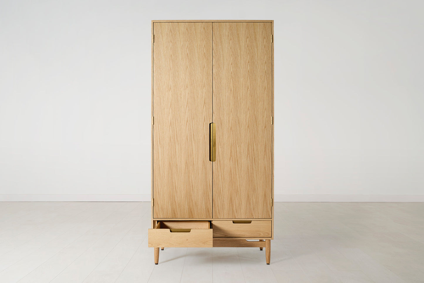 Wardrobe 01