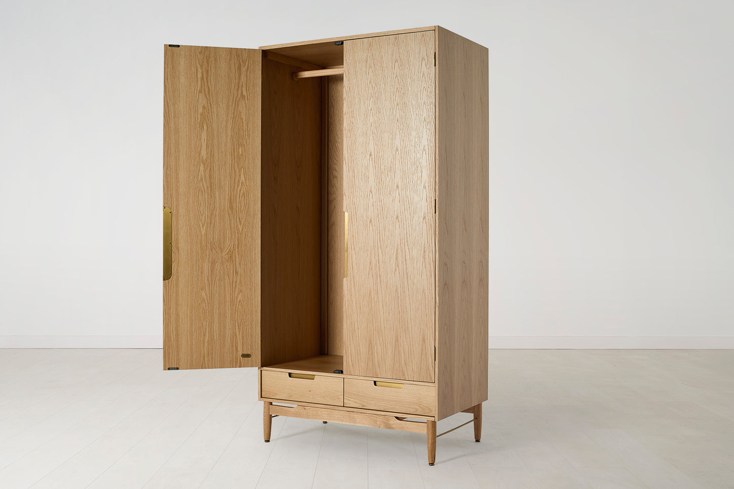 Wardrobe 01