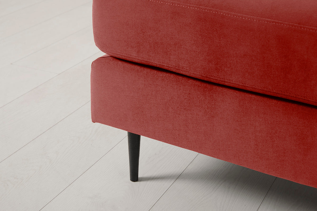 Model 19 Ottoman, Harissa — detail view