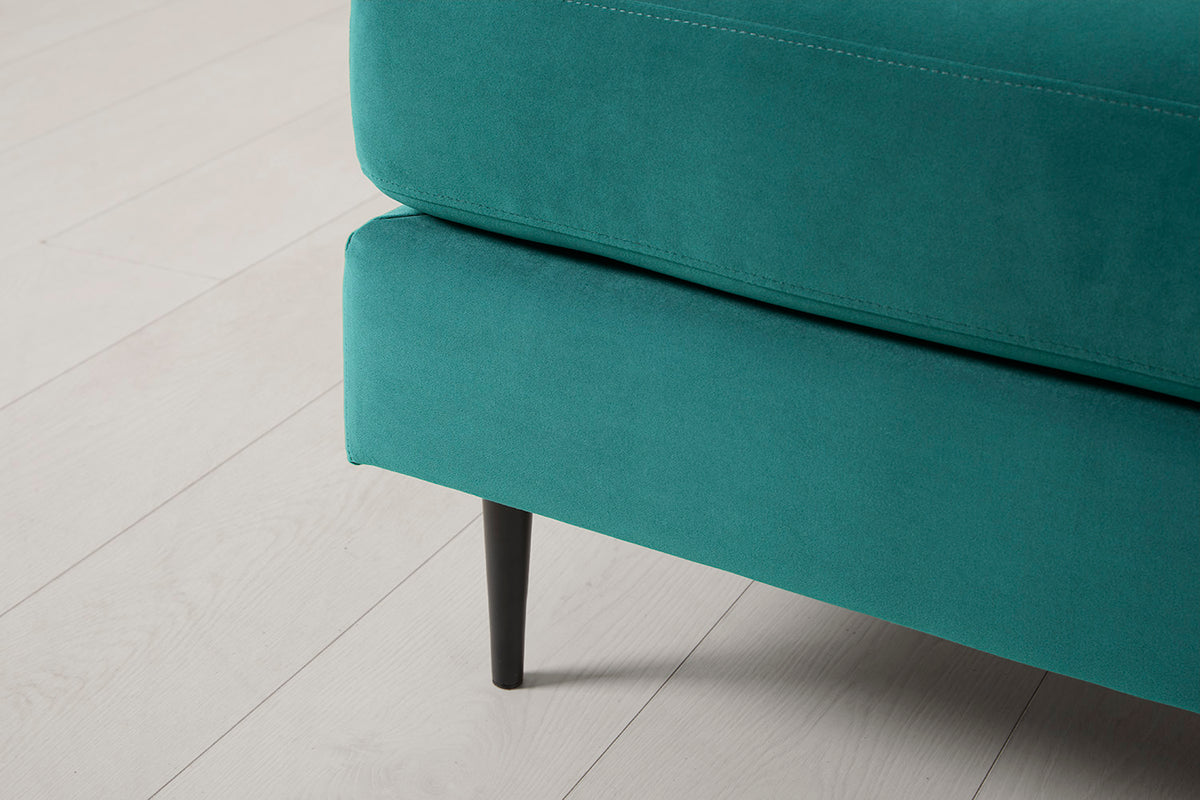 Model 19 Ottoman, Kingfisher — detail view 12