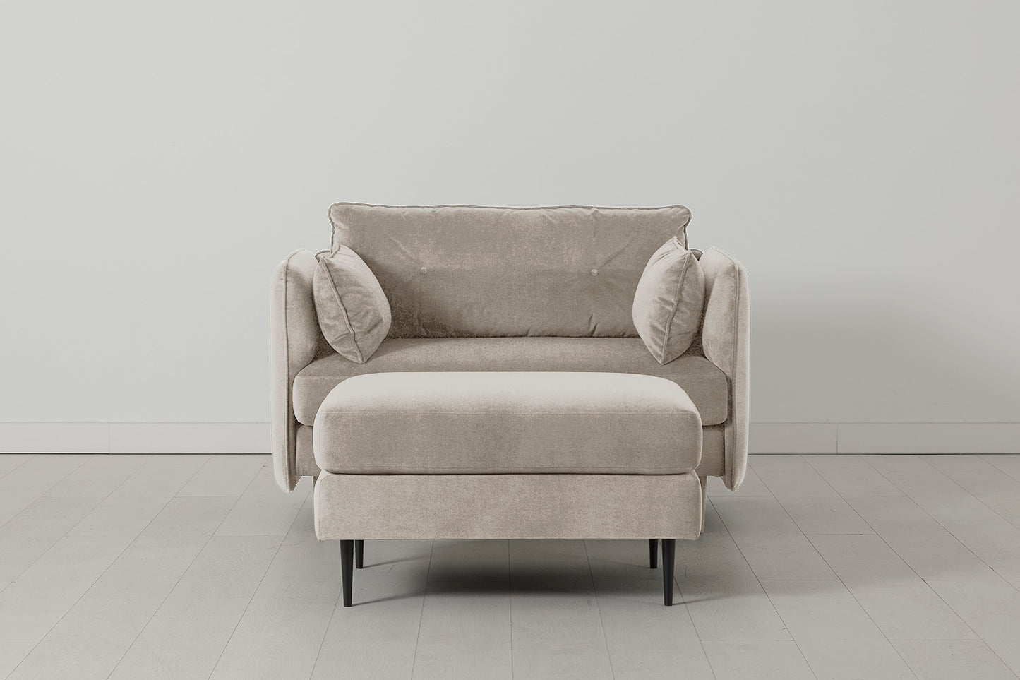 Model 19 Loveseat, Chalk