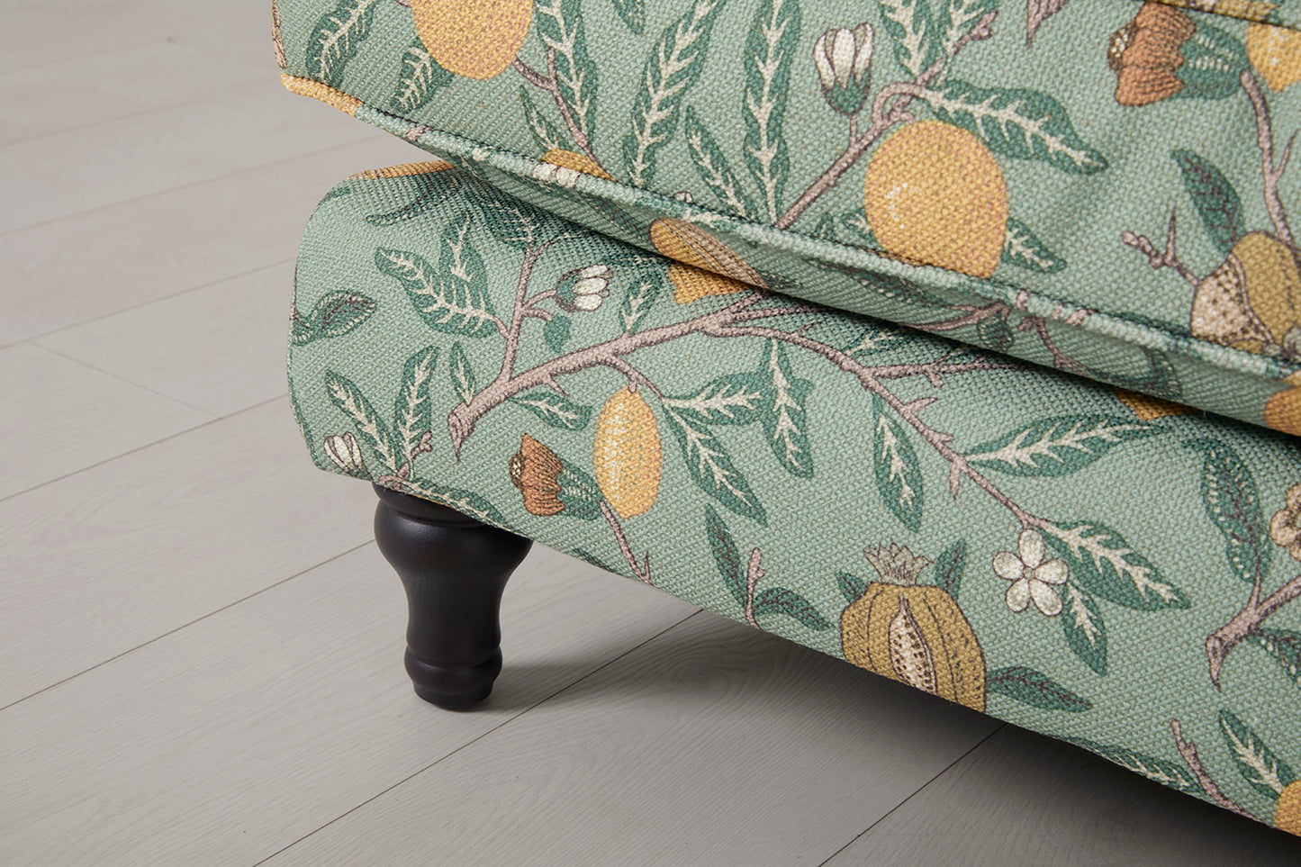 Model 15 Loveseat, Fruit