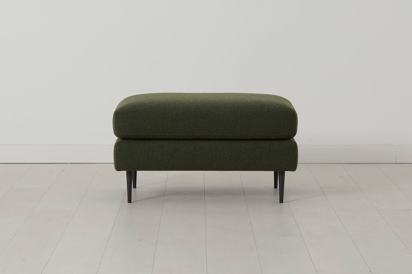 Model 19 Ottoman, Fern