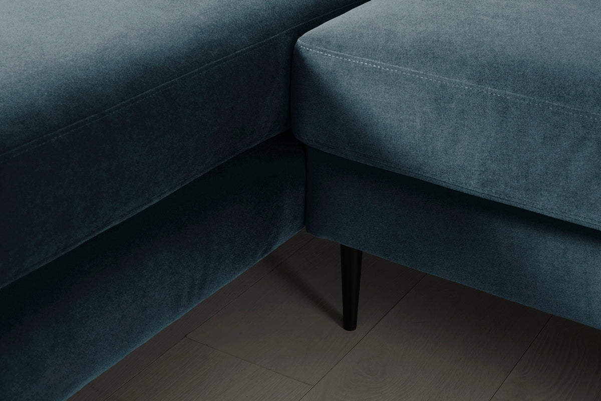 Model 19 Three-Seater Left Chaise Sofa, Hydro - Detail 01