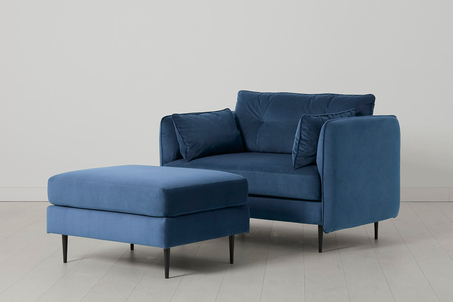 Model 19 Loveseat, Teal