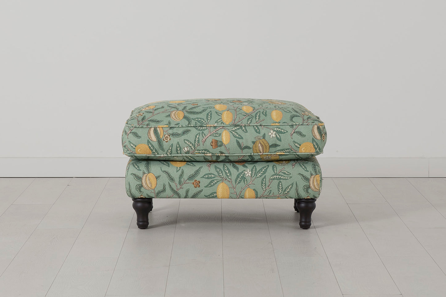 Model 15 Ottoman, Fruit