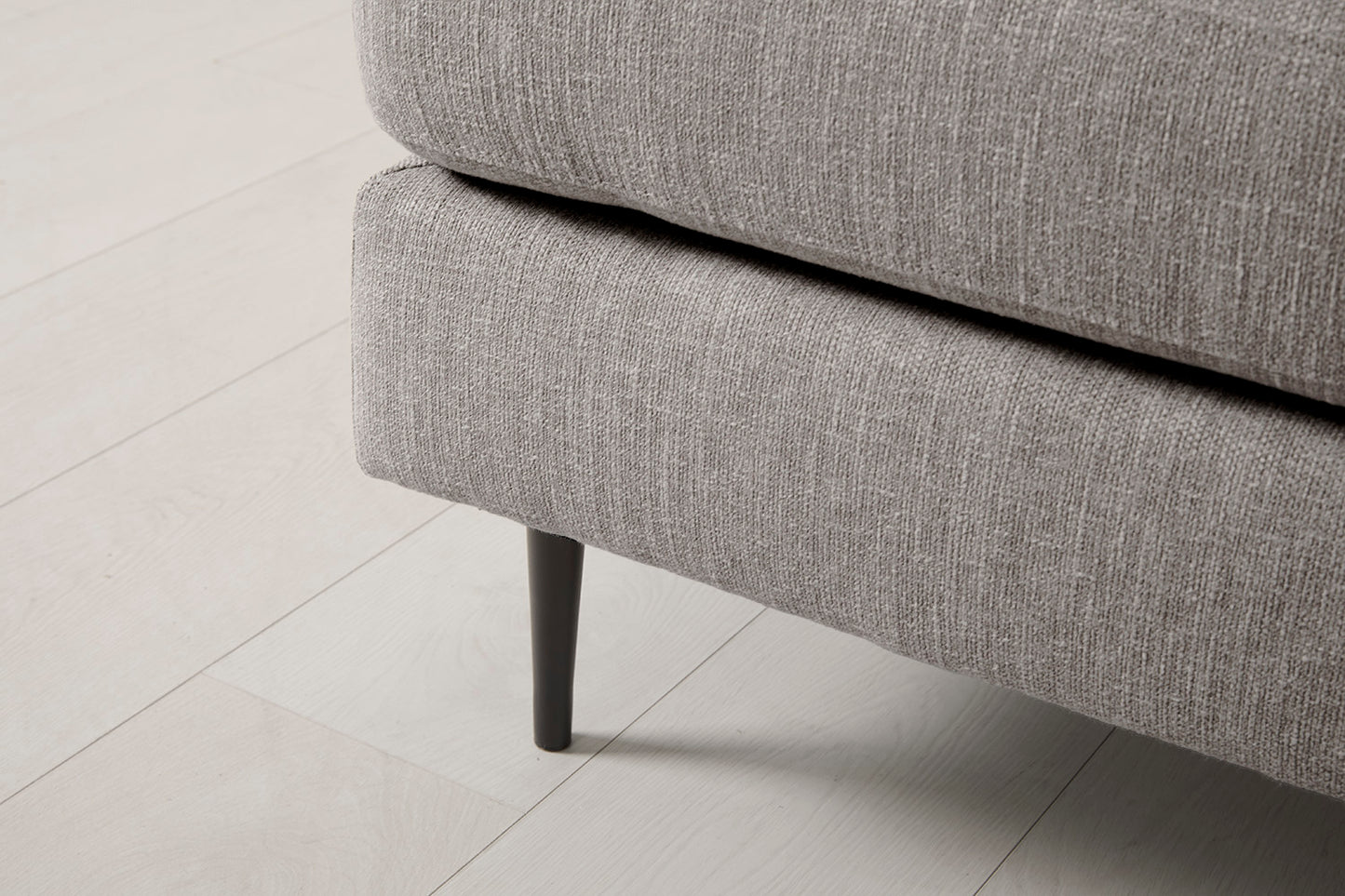 Model 19 Ottoman, Shadow