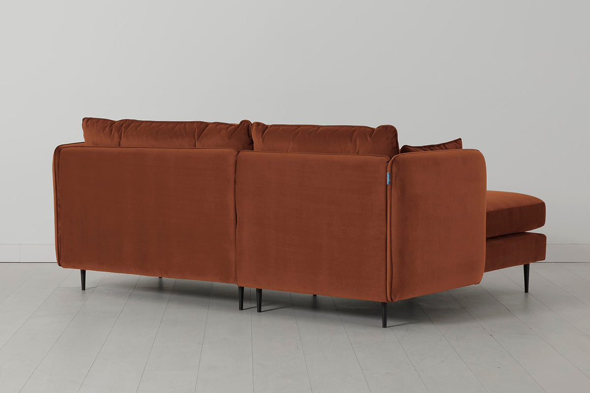 Model 19 Left Chaise Sofa Umber 03