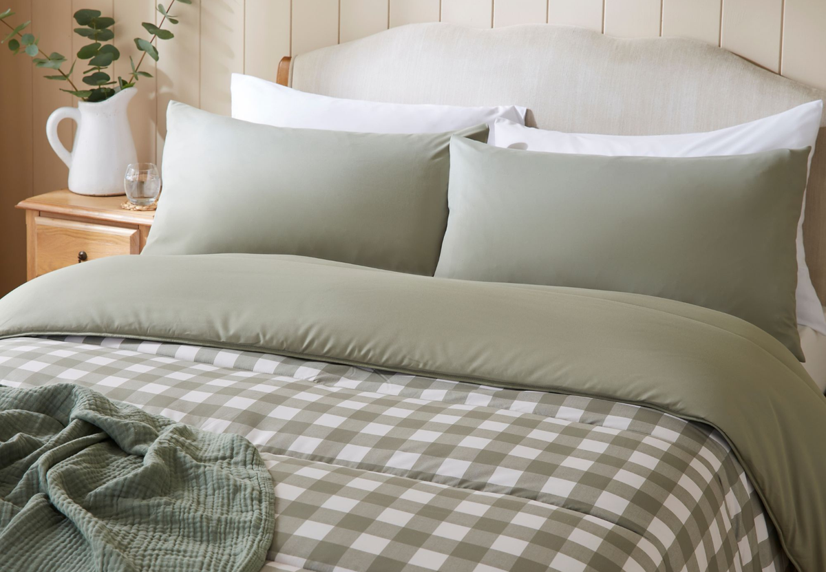 Night Lark Coverless Duvet King, Olive Gingham